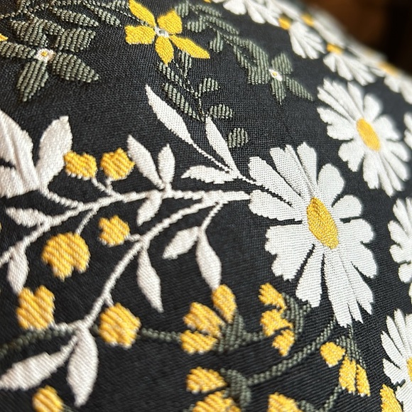 LOFT Outlet Floral Daisy Mini Skirt - Picture 7 of 7